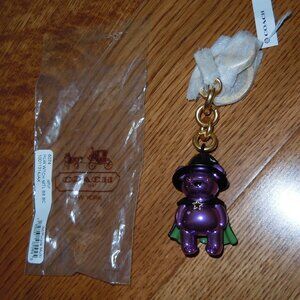 COACH HALLOWEEN PURPLE BEAR WITCH METAL BAG CHARM / KEY CHAIN 6074 NEW IN PKG